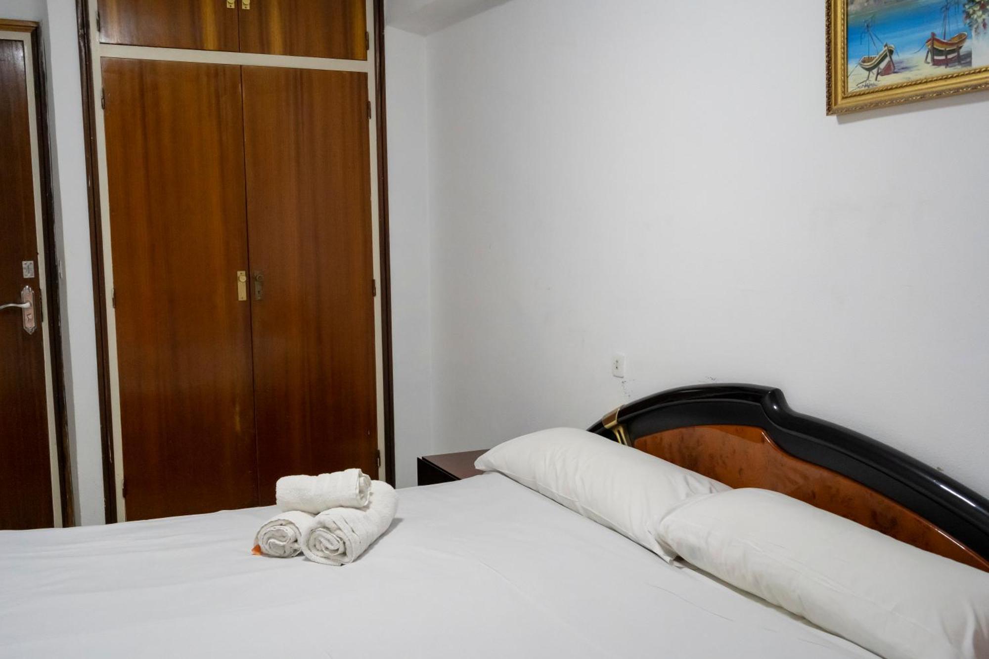 Habitación Doble en La Victoria Málaga Exterior foto
